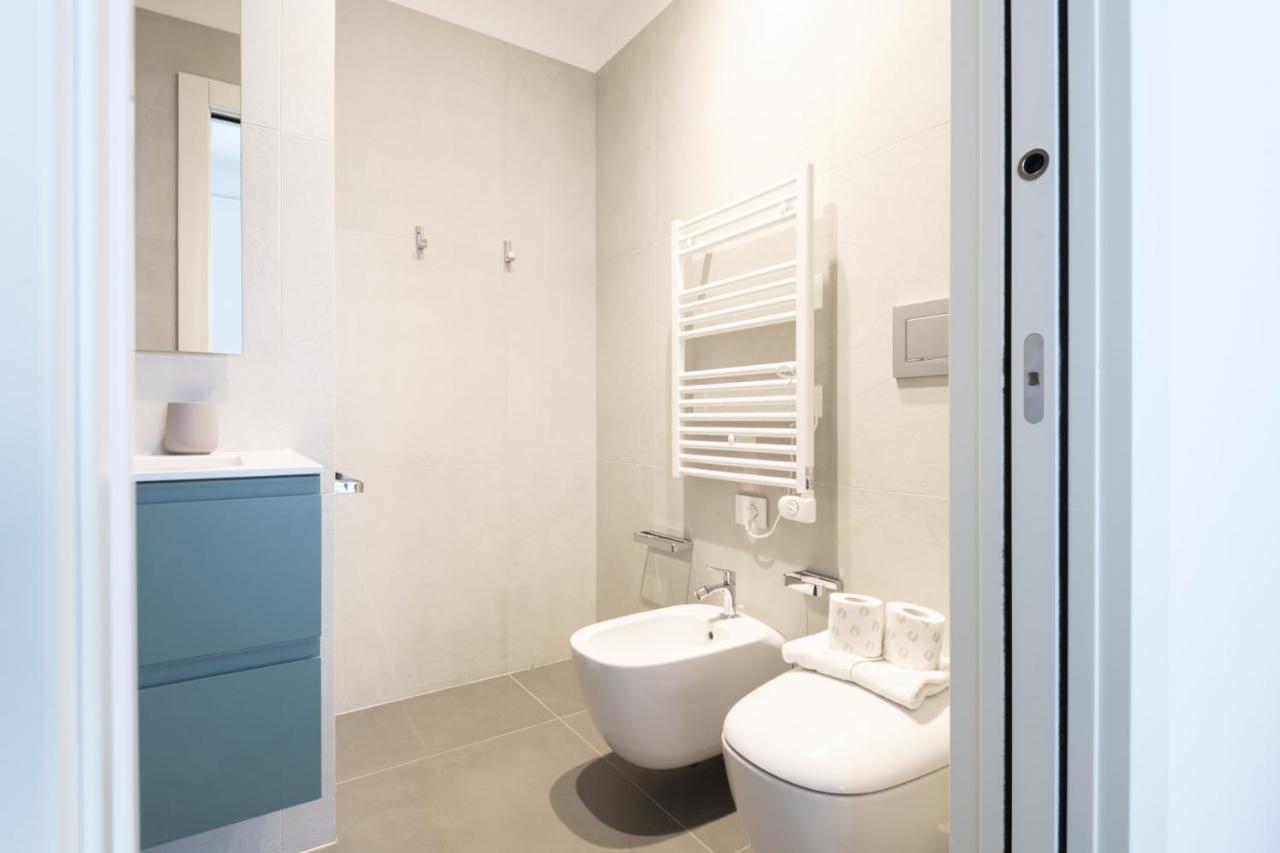 Appartement Easylife - Lussuosa Dimora Con Rooftop Condominiale Vista Duomo Milan